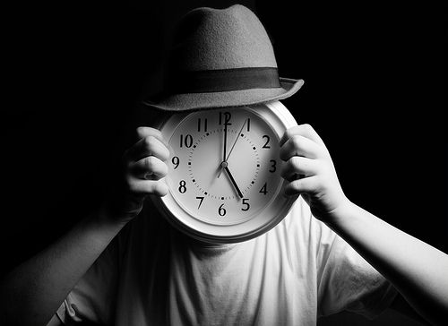 6 Ways to Manipulate Time in Fiction